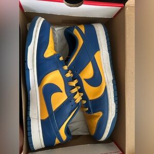 Nike Dunks “UCLA”